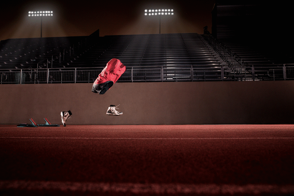 ©-Déarco-Sprinting-Clothing-Ad-Sequence-3-Small.gif